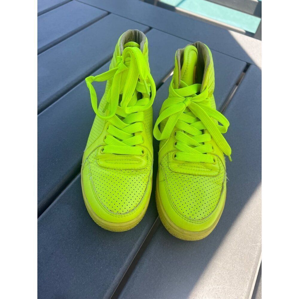 Gucci Women Neno Green Perforated Leather Sneakers Size 36